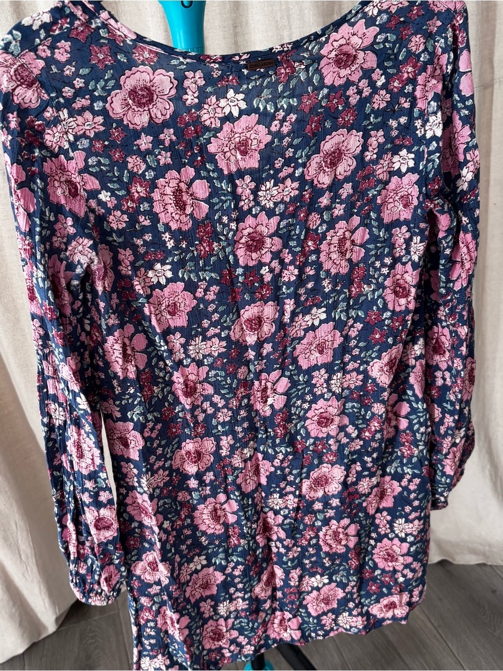 Billabong Navy and Pink Floral boho dress - Picture 4 of 7